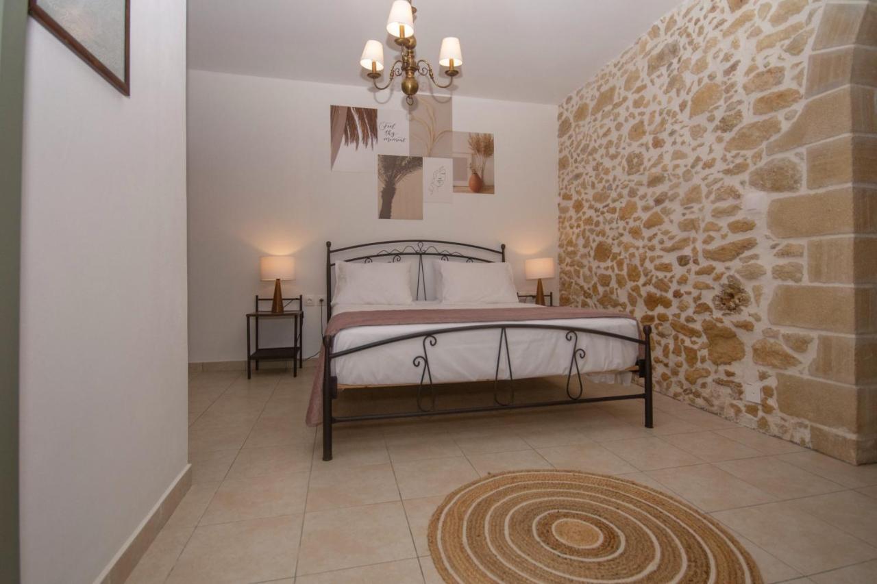 Holiday home Pamelas House With Jacuzzi Kissamos