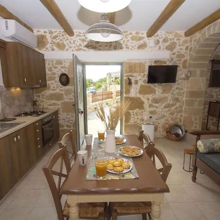Pamelas House With Jacuzzi Kissamos Exterior photo